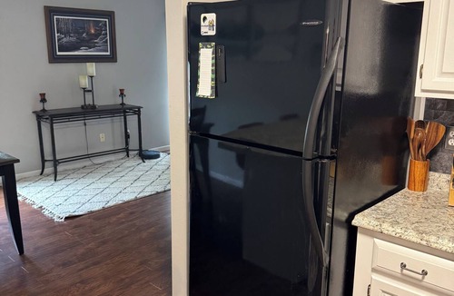North Sioux City Condo | Unwind by the Lake - Spacious 3BR Condo, Minutes from Sioux City
