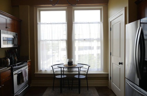 Downtown Springfield Apartment | Upbeat 2 Bedroom Loft in the Heart Downtown!