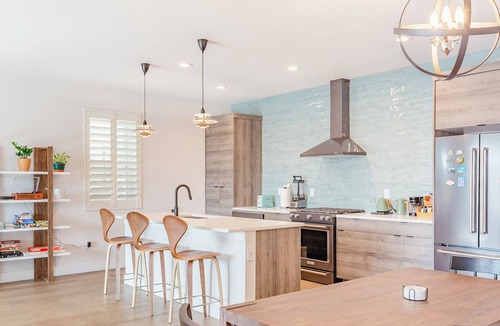 Berkley House | Upscale 3-bedroom Lakefront house in Denver with Gorgeous Views and Indoor Sauna
