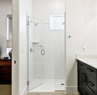 Bloomington House | Villa #31 - Luxury Golf Lower Level! Best View! Pool and Hot Tub! Golf and Tennis!
