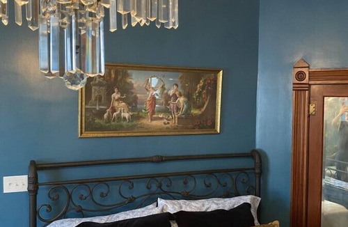 St. Joseph Bed & Breakfast | Vineyard Mansion - Emma Room - 1 King Bed
