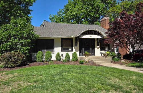 South Kansas City House | Walk to Brookside, Shops/Dining, 3BR, patio, backyard bar. 9 miles 2 World Cup
