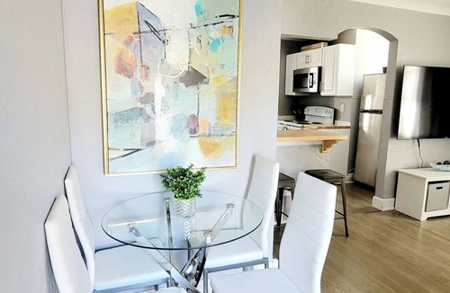 Golden House | Walk to dining/bars/parks! Ideal for Red Rocks!