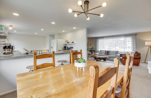 East Colorado Springs House | Walk to Palmer Park! Mtn-View Haven w/Deck & Yard