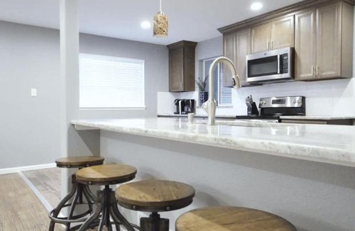 Jewell Heights - Hoffman Heights House | Walk to Starbucks Anschutz Dining 6King Beds