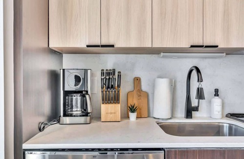 Pendleton Apartment | Walkable Downtown Studio Near Findlay Market