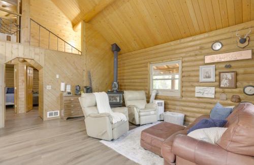 Sheridan House | Waterfront Cabin w/Bighorn Mountain Views!