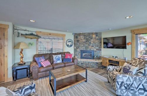 Anacortes House | Waterfront Similk Bay Compound w/Luxury Amenities