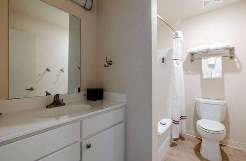 Wichita Hotel | WaterWalk Extended Stay by Wyndham Wichita
