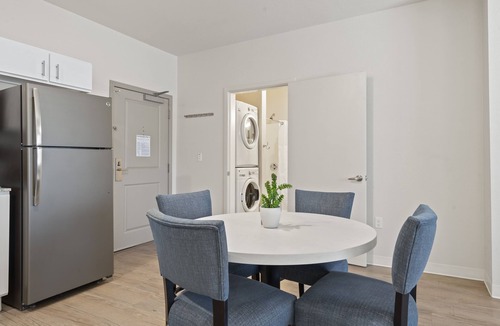 Overland Park Apartment | WaterWalk Extended Stay by Wyndham Kansas City - Overland Pk