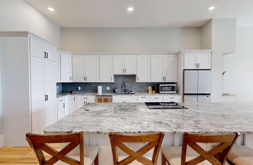 Hays House | Welcome to 7th Heaven!