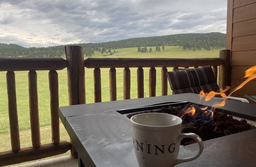 Sturgis House | 🏠 Welcome to our Ultimate Corporate Retreat! 🌟