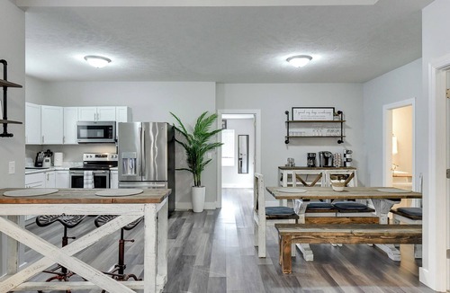 Lincoln House | Welcome to.the good life, 4 bed 2 bath house located in the heart of Lincoln