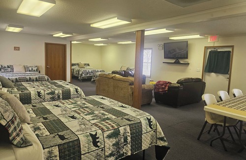 Seneca Cabin | Welcome to The Lodge at The Rest Stop RV Resort & Laundry, LLC