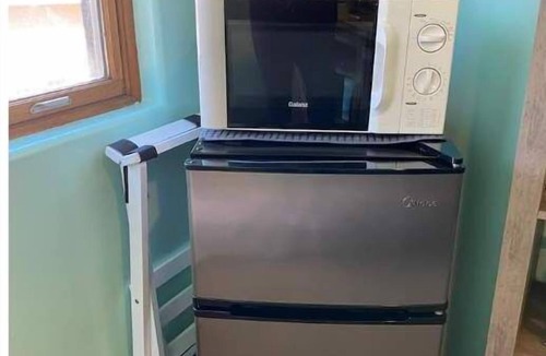 Rifle Apartment | Wild West Rockies! PET FRIENDLY! 2 Fenced-in yards! JACUZZI HOT TUB!
