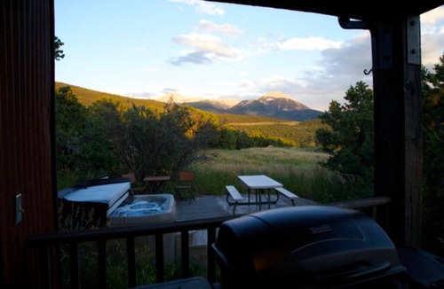 Spanish Valley Cabin | Wildflower Cabin @ Whispering Oaks, 20 miles from Moab!