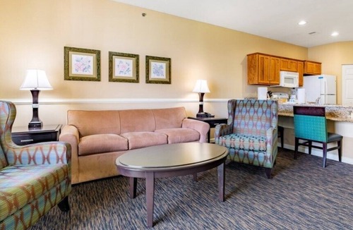 Williamsburg Condo | Williamsburg | Pool & Family Activities | 3BR Sleeps 10