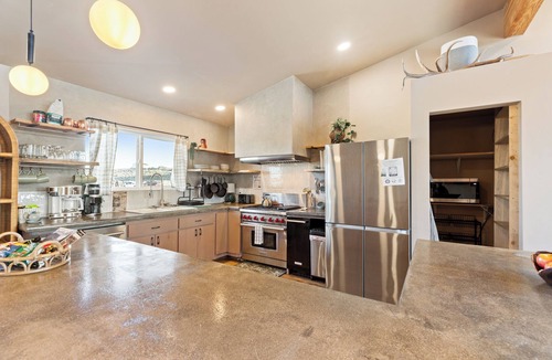 Pinedale House | Wind River retreat w/Mountain views