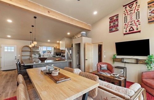 Pinedale House | Wind River retreat w/Mountain views