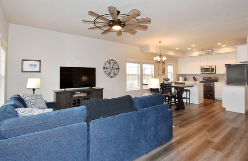 Windsor House | Windsor Grand Retreat Townhouse - Dogs Allowed