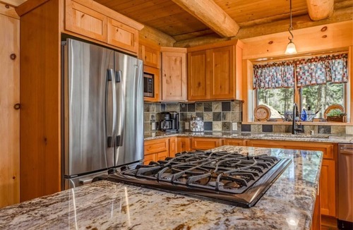 Angel Fire Cabin | Wine Down Retreat, Spectacular Views