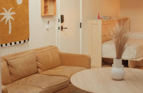 Crossroads Arts District Hotel | With 8 guest rooms + 9 private restrooms - It’s like your Own Personal Hotel.