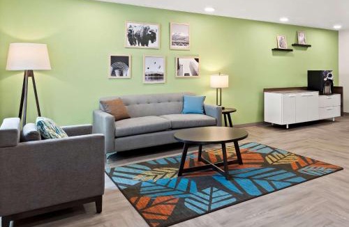 Dupont Hotel | WoodSpring Suites Denver Commerce City