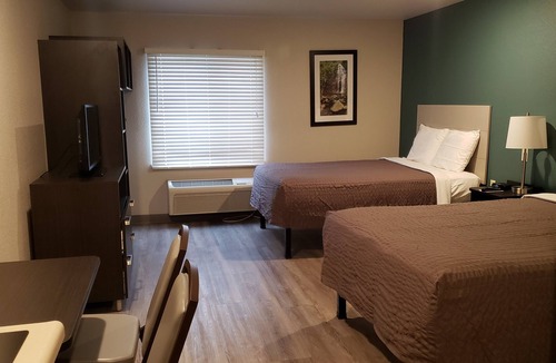 Clearview City Hotel | WoodSpring Suites Kansas City Lenexa