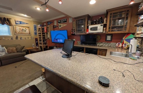 Blue Springs Apartment | World Cup - Cozy 1 BR apt, sleep 2-6, beautiful town, 16 mi to KC World Cup