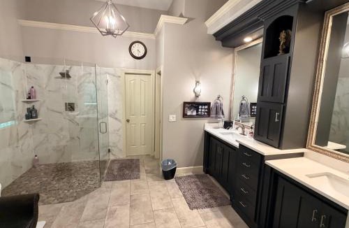 Overland Park House | World Cup Grand Retreat Overland Park