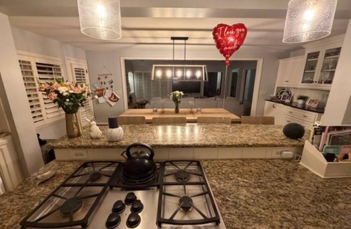 Prairie Village House | World Cup Rental! Huge 6500 sqft 7-bedroom 5.5 Bathroom house Prairie Village KS