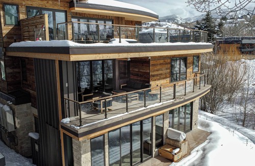 Old Town House | Yampa River House LUX 6-Bedroom w/1600+ Sqft Decks, Mtn View Hot Tub, Dwntwn