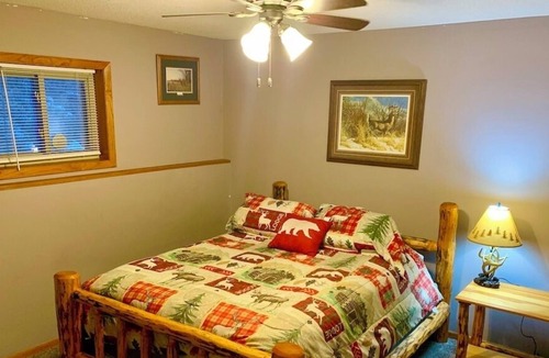Linton Cabin | Yellow River Lodge with Pool & Hot Tub