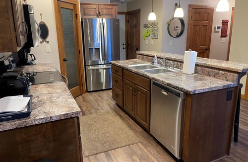 Arnolds Park Cabin | Your Okoboji Getaway: 3BR, 2.5 BA Bridges Bay Resort Cabin w/Resort amenities!