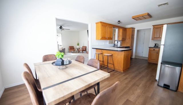 2-Bedroom 2-Bath Modern Duplex