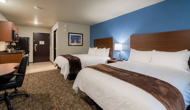 2 Budget-Friendly Rooms for Families w/Pets | Cheyenne Depot Museum - 1.4 mile
