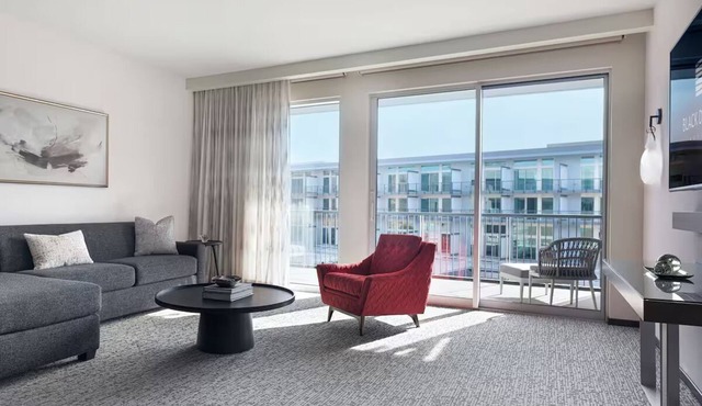 2 Charming Suites + Onsite Pool | Near Snow Canyon State Park - 1.5 miles away