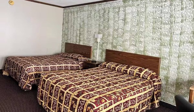 2 Inviting Rooms Ideal for Relaxed Trips Close to Devils Lake Airport