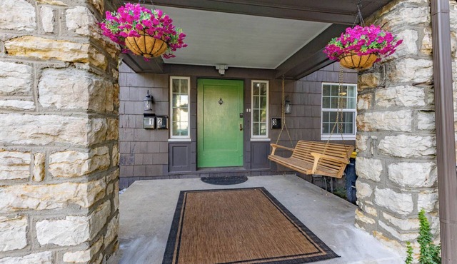 3 Private Suites ~ Extended Stay Near Plaza/Stadium/Fan Fest ~ Flexible Check-In