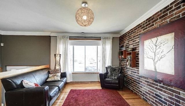 #300 Spacious, bright unit with pool, backyard and parking in Laval