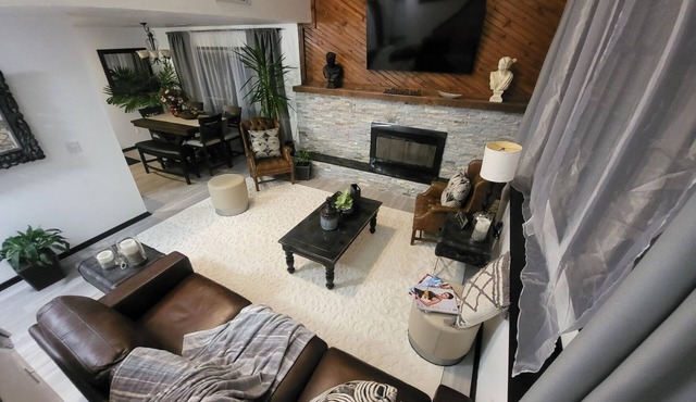 3bed,2.5 bath, 2car garage home 4 you to relax!
