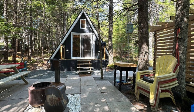 Atlantic Outback Cabin Creek in Hammonds Plains