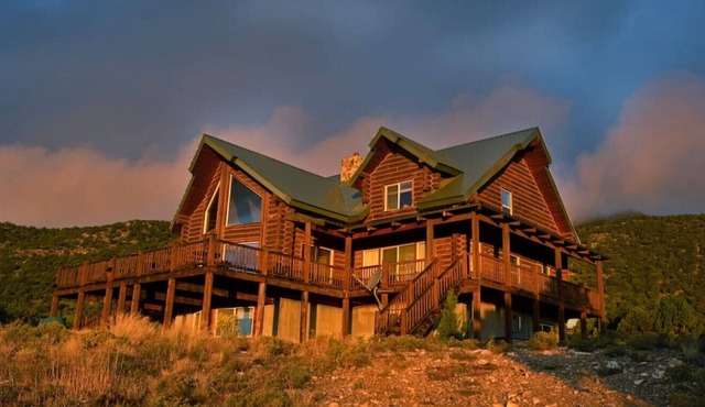 Blue Mountain Ranch | 7 Bedrooms | Sleeps 20