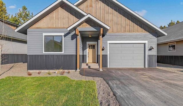 Brand New to McCall | Airy Home for Mountain Fun