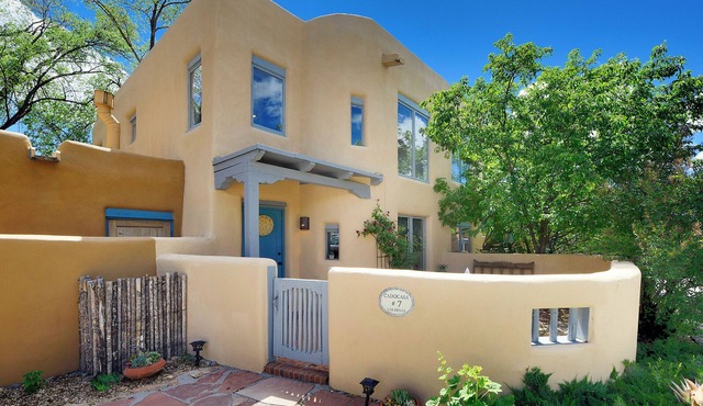 Casa Amiga | Cozy Santa Fe Retreat