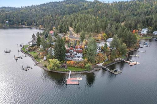 CDA Lake Escape