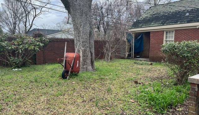 Charming, Sunny Studio Cottage walking distance to Downtown!