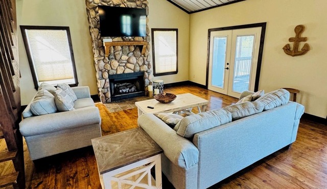 Charming waterfront property located on lovely Black River Lake in Monterey, LA