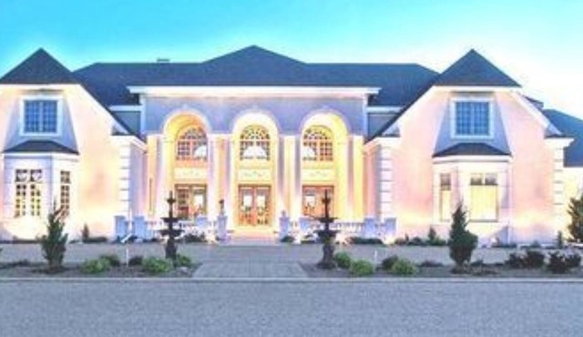 Claremont Inn & Winery