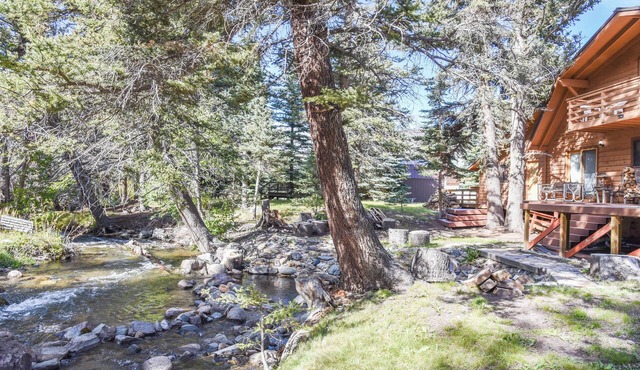 Coapland's Riverbend Cabin